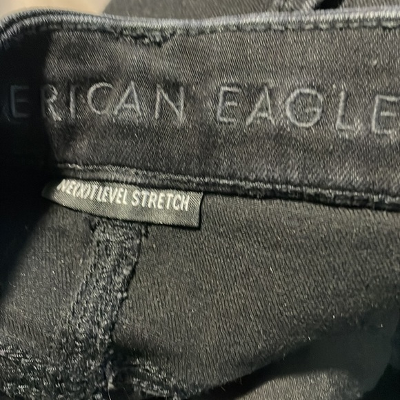American Eagle, curvy high-rise jegging size 8 destroyed skinny black - Picture 8 of 8